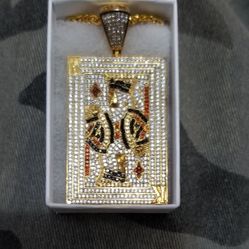 King Pendant And Chain