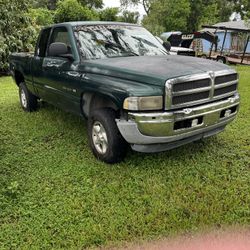 2000 Dodge Ram 