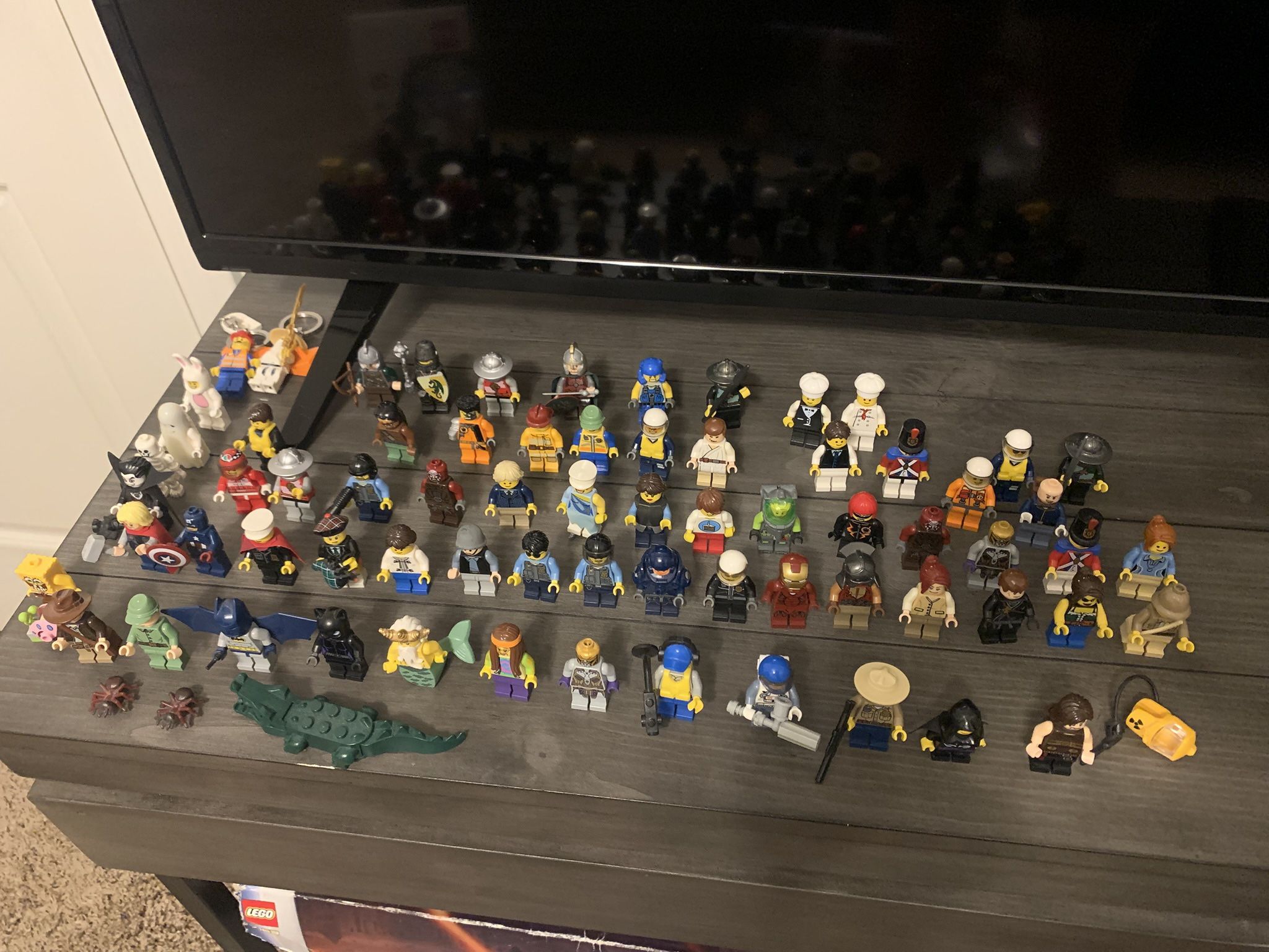 Lego Minifigure Lot