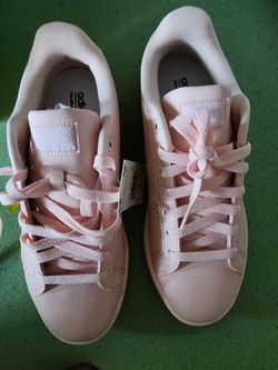 NEW Cloud Foam Pink Adidas Neo Shoes