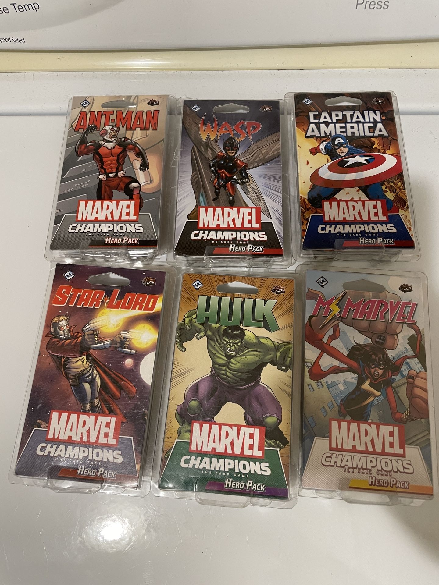 Marvel Cards Hero Packs