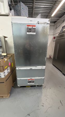 🔥 NEW OPEN BOX – Sub-Zero 36” Designer Refrigerator Column – 20% OFF MSRP 🔥  Brand: Sub-Zero Model: DET3650CI/R Size: 36” Built-In Designer Refriger