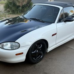 1999 Mazda Miata