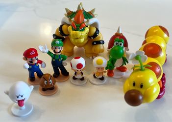 Nintendo Super Mario Figures