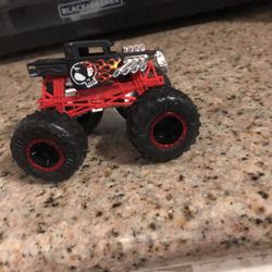 Bone Crusher Hot Wheel 