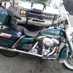 2004 Harley Davidson Road King Classic