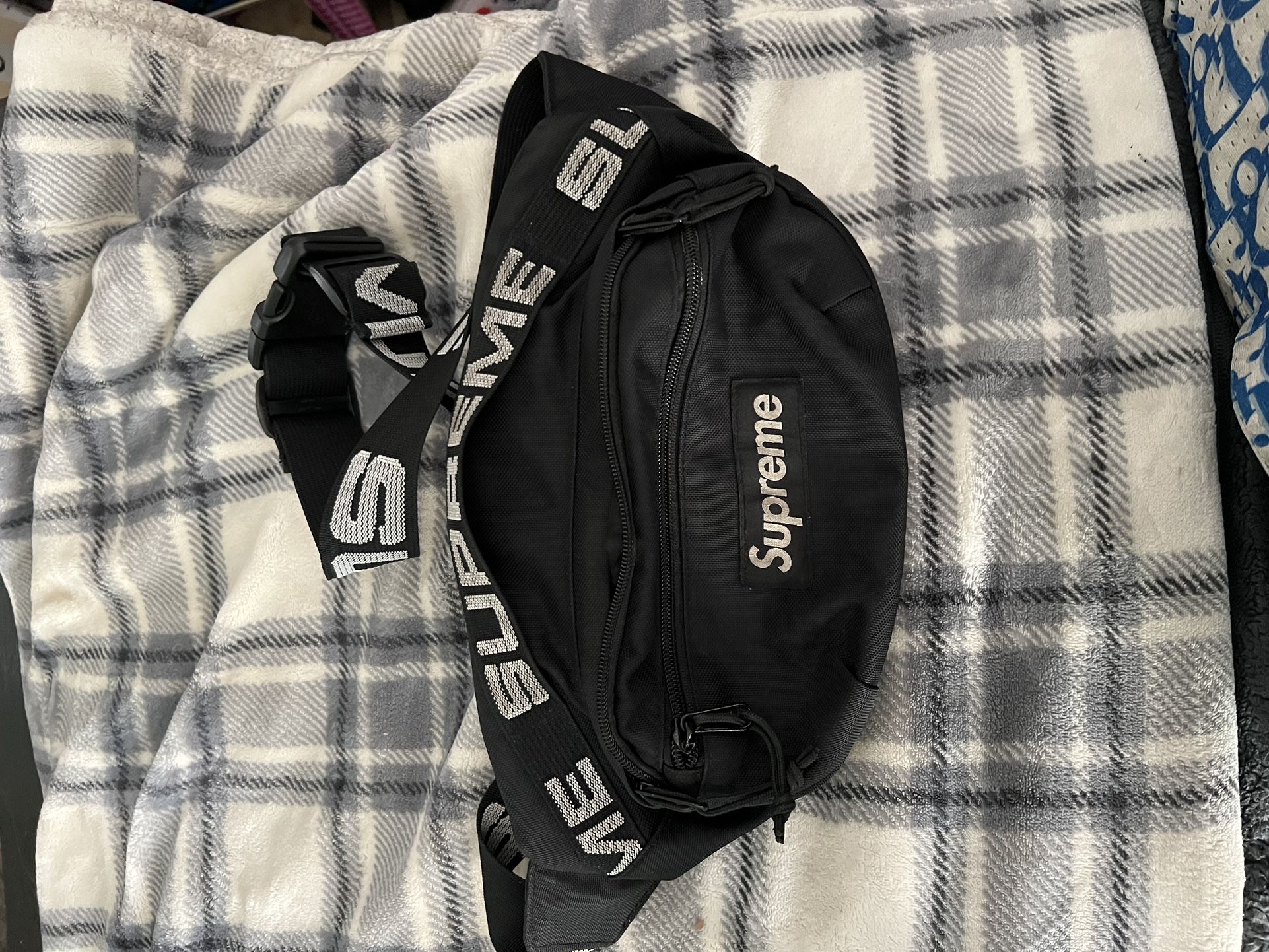 Supreme Waist Bag $140