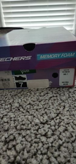 Brand New In Box Woman And Girls Sneakers