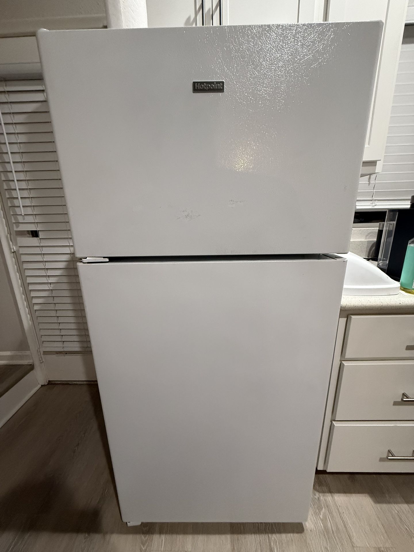 Hotpoint refrigerator