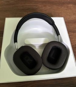 AirPods Max Space Grey