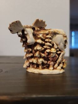 S.I.A.B. England Figurine 