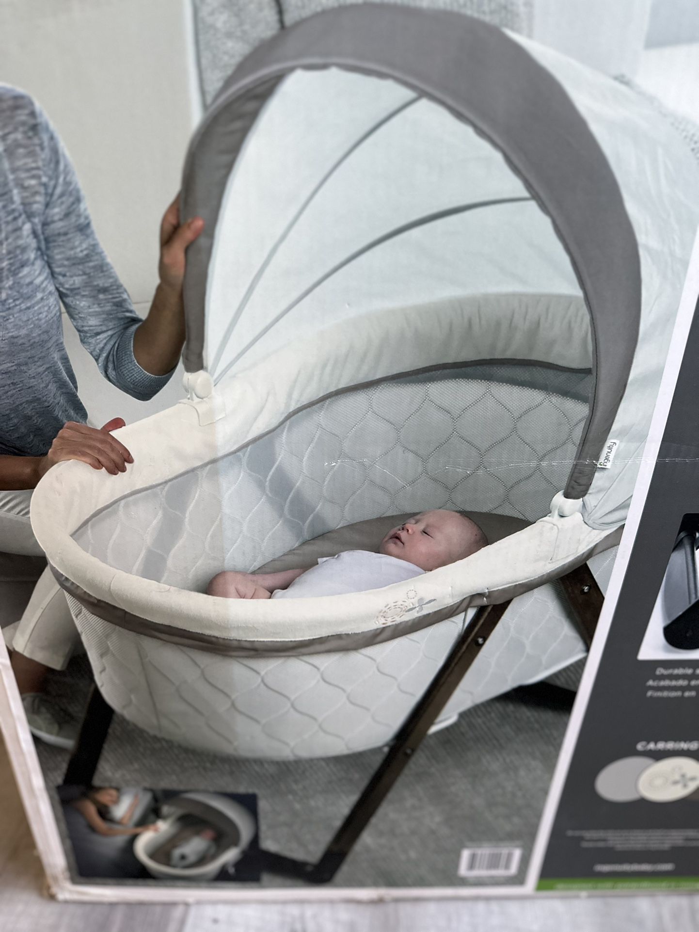 Best Bassinet for Small Space
