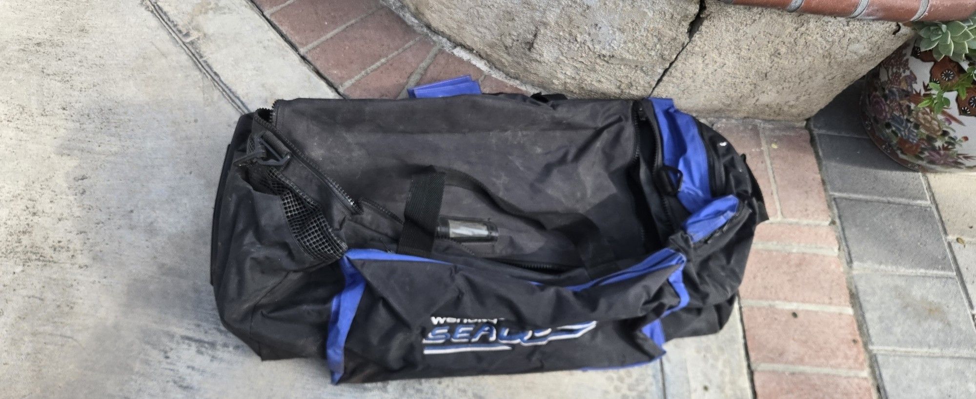 Seaquest Drive Bag.