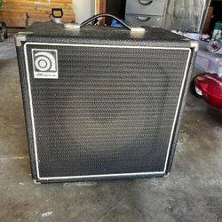 Ampeg Bass amp