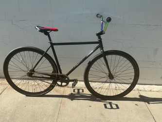 Black Matte Fix gear Bike