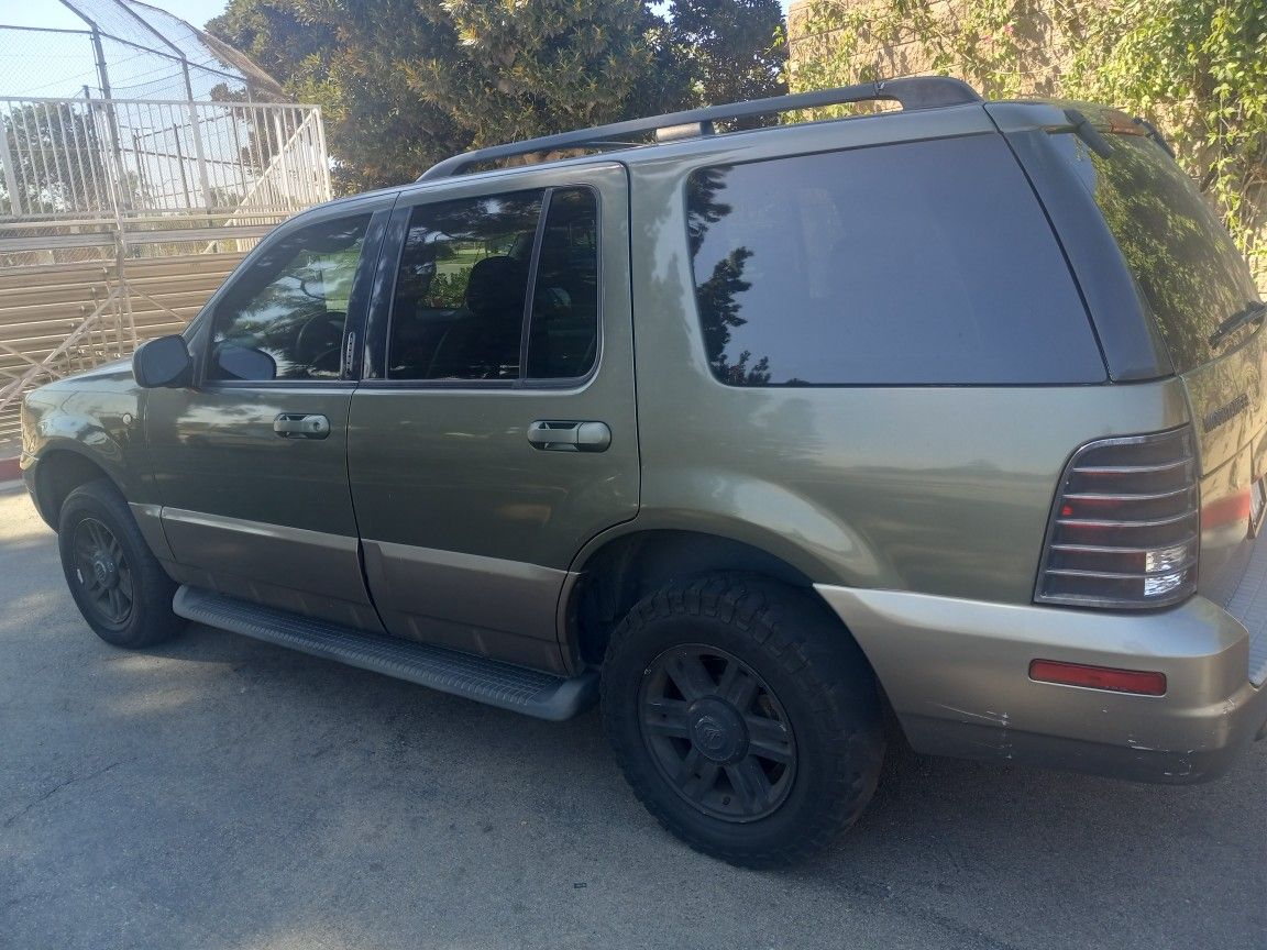 2004 Mercury Mountaineer 