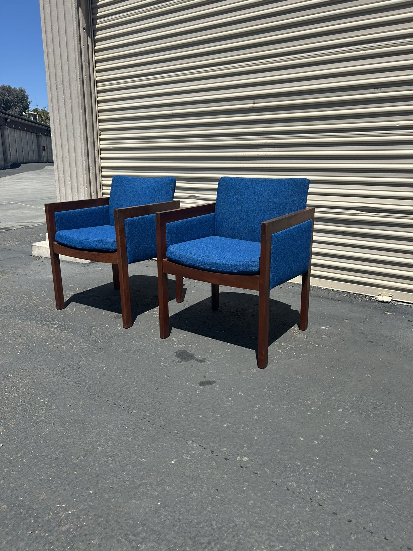Pair Mid Century Modern Arm Chairs
