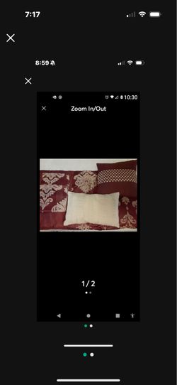 Burgundy and gold colored Queen size comforter with 2 pillow cases and 2 accent pillows