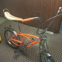 New Out Of The Box SCHWINN STINGRAY ORANGE KRATE REISSUE