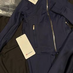 Lululemon navy blue set