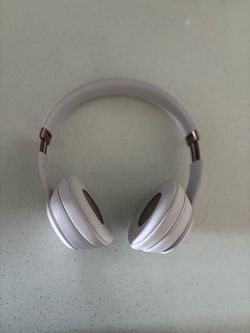 Beats Solo 4