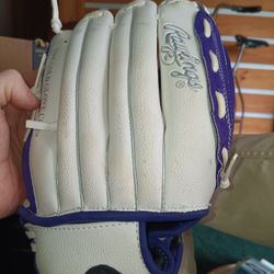 Rawling Woman Fast Pitch Softball Glove