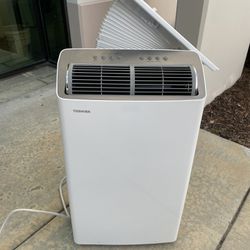 Toshiba Portable AC Unit / Air Conditioner 