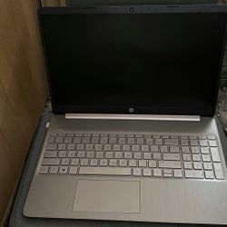 HP 11th Gen Intel(R) Core(TM) i5-1135G7 Processor, 8GB DDR4 RAM, 256GB SSD, 802.11ac, Bluetooth, HDMI, Windows 11