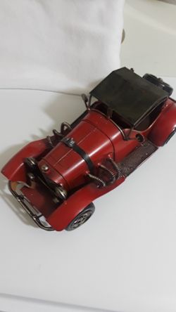 Toy car