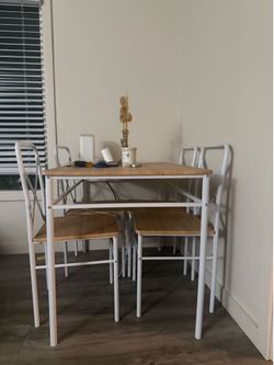 Medium Dining Table