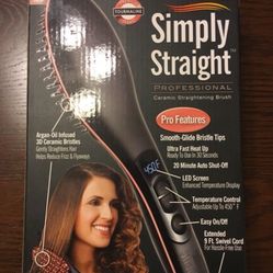 SIMPLY STRAIGHT BRUSH BRAND NEW