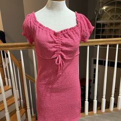 SO pink Mini Bodycon Dress NWOT size Large. It is gathered and ties at the chest.