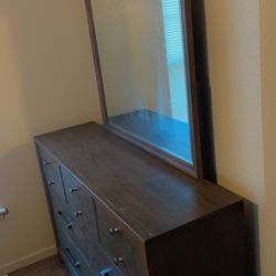 Dresser, Night Stand, & Mirror 