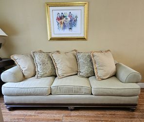 Traditional Sofa