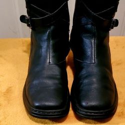 Jose Seibel Black Leather Boots..size 10 Womens..very Comfortable!..good Condition!