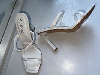 White Heels Size 7      $25