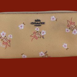 Coach Wallet, Yellow W/ Flowers