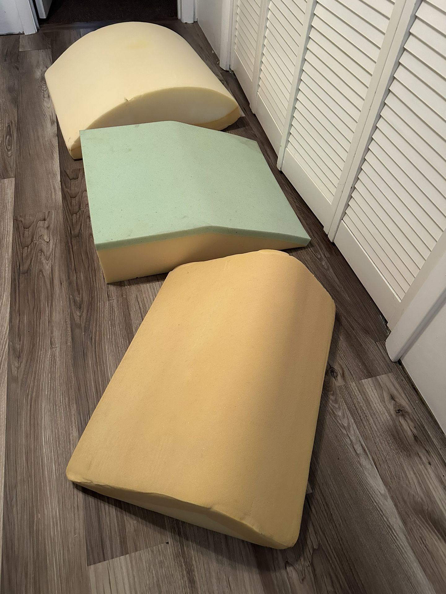 Pregnancy Foam wedges