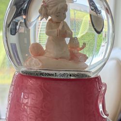 Danbury Falls Water Globe