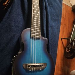 Guitar Style Ukulele Ibanez Blue 