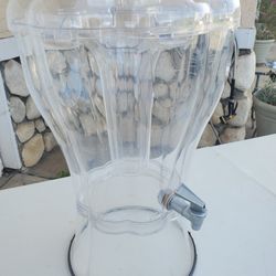 Clear Drink Beverage Dispensers w/ Spigots – Set of 2