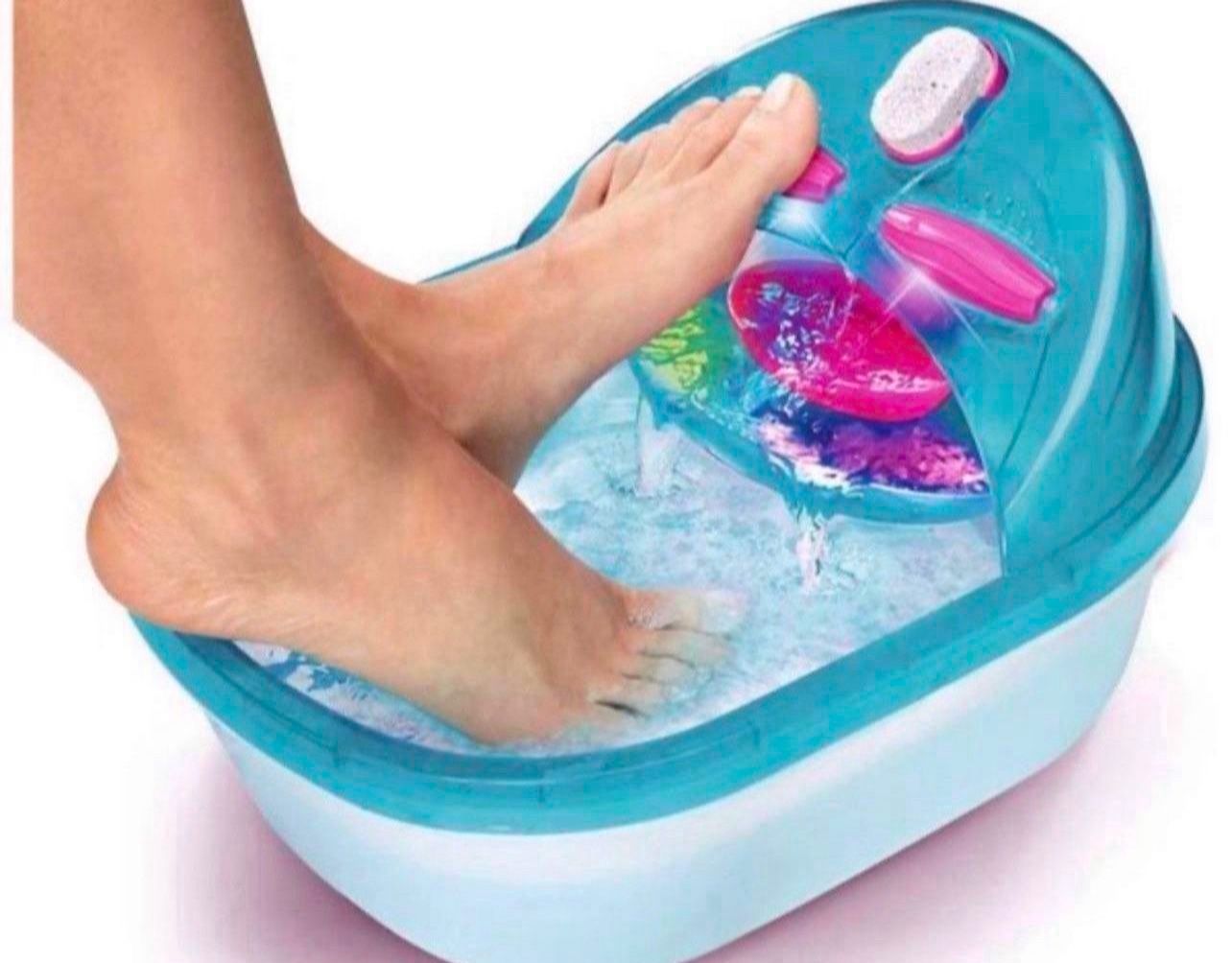 Brand New  Foot Spa Bath Massager- Mk- Cra-Z-Art Shimmer ‘n Sparkle 6 n 1  Massaging Foot Spa, Blue