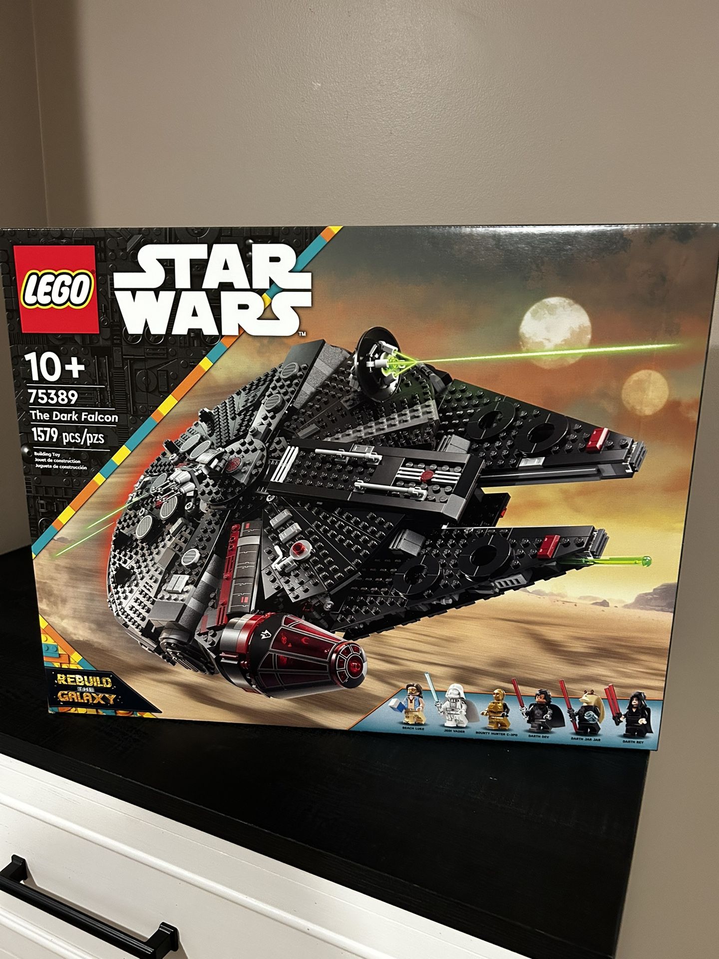 Star Wars Dark Millennium Falcon Edition