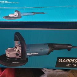 Makita Angle Grinder 