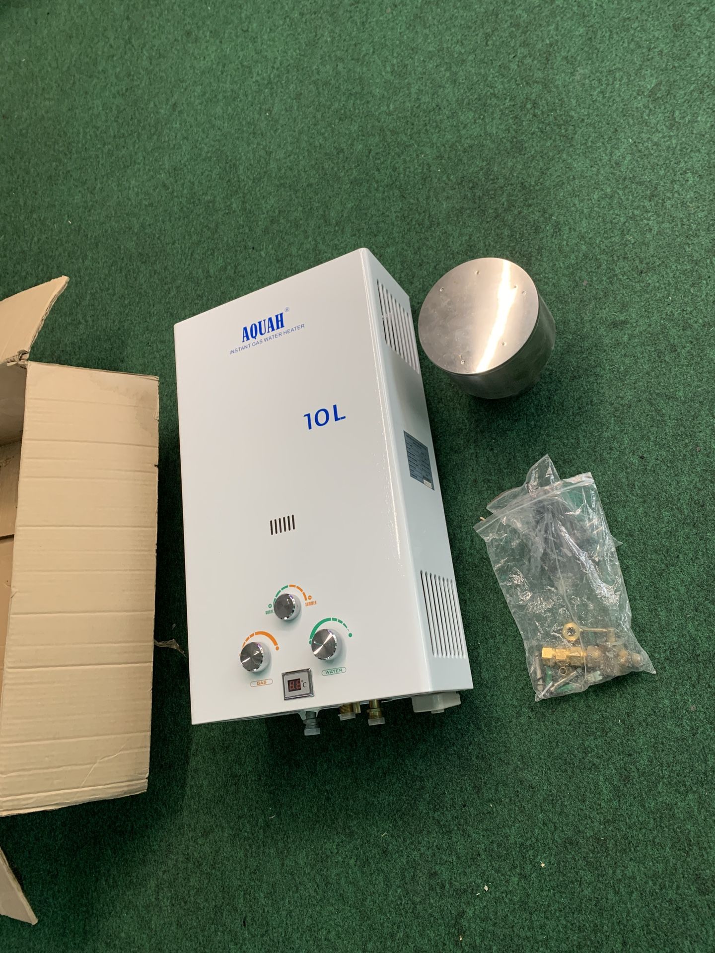 AQUAH INSTANT WATER HEATER