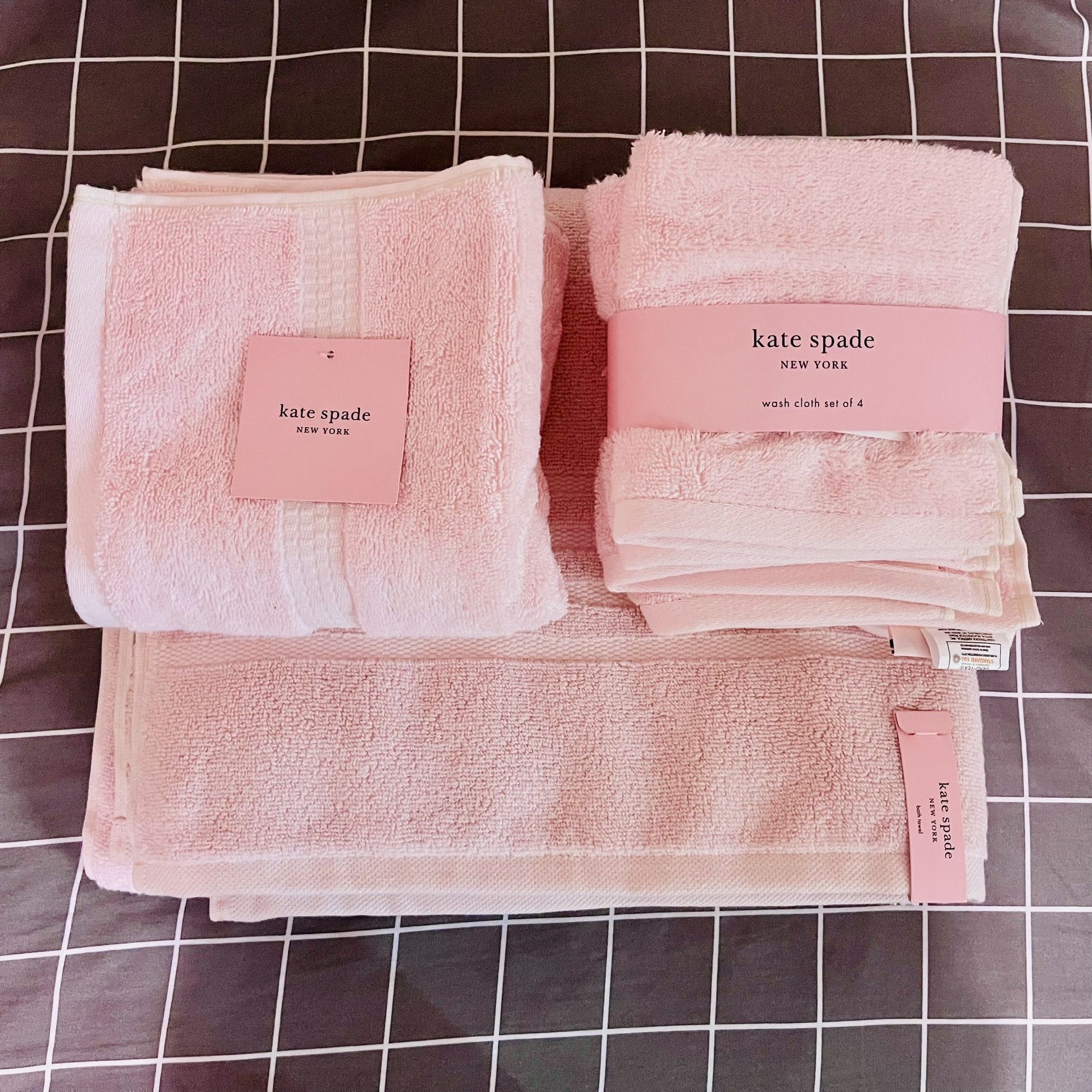 Kate Spade Towel set for Sale in Queens, NY - OfferUp