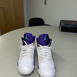 Size 13 - Jordan 5 Retro Grape 2013