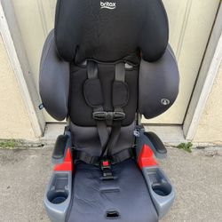 BRITAX BOOSTER CAR SEAT