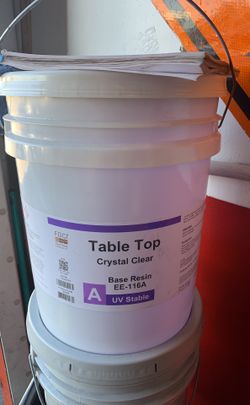 New 5 gallon table top crystal clear