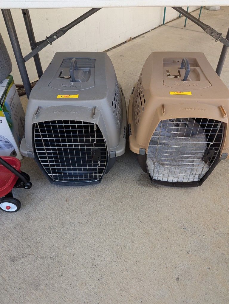 CAT/DOG CARRIER